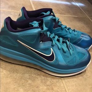 Lebron 9 hornets